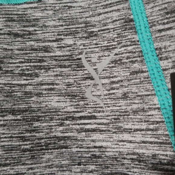 NWT Capri Athletic Leggings B11 - Picture 3 of 5